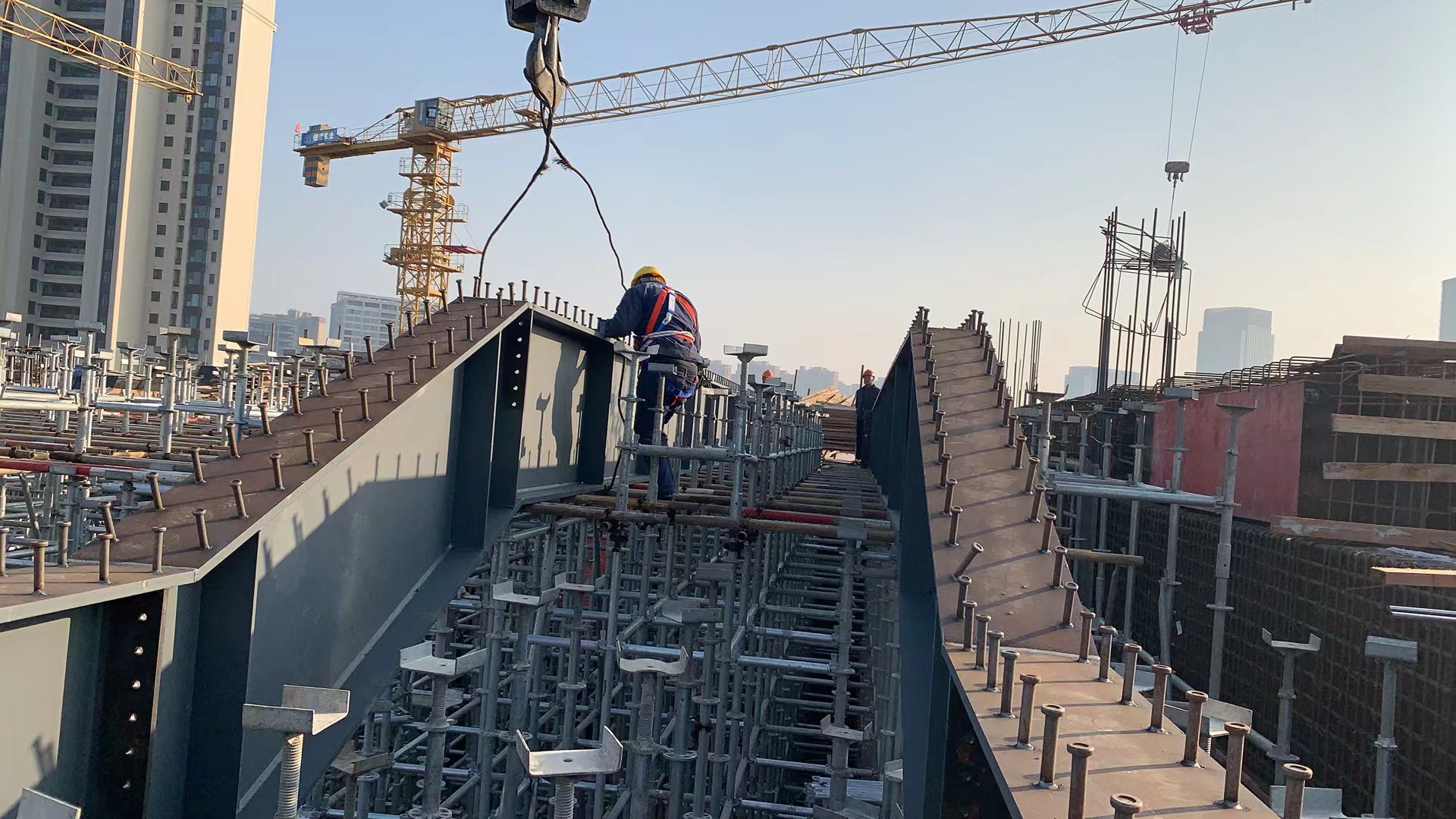 東融大廈建設(shè)工程項(xiàng)目（高層框架結(jié)構(gòu)）